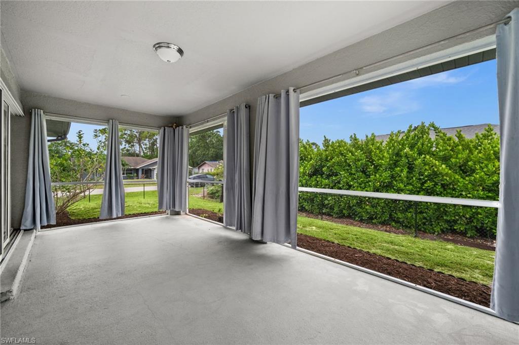 SAN CARLOS PARK - Residential