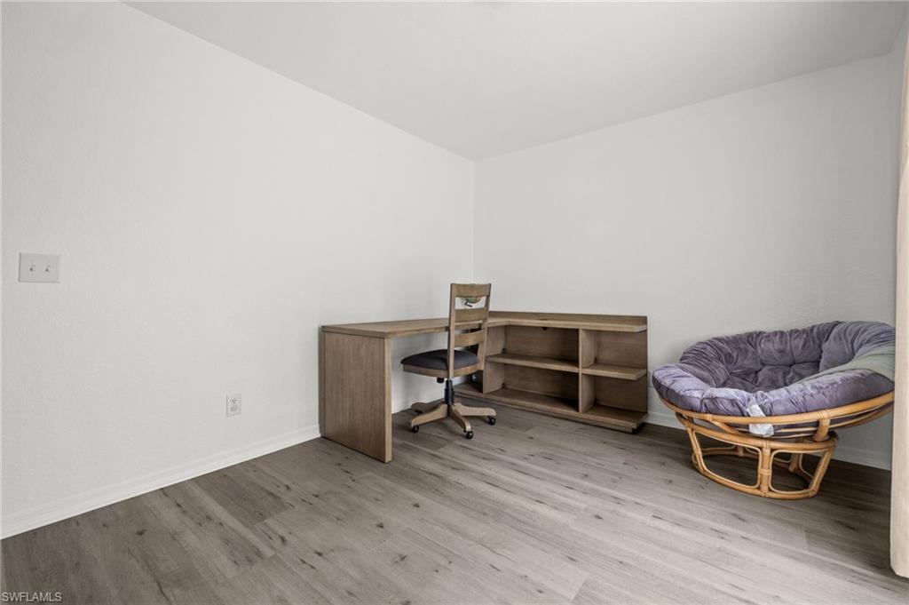 SAN CARLOS PARK - Residential