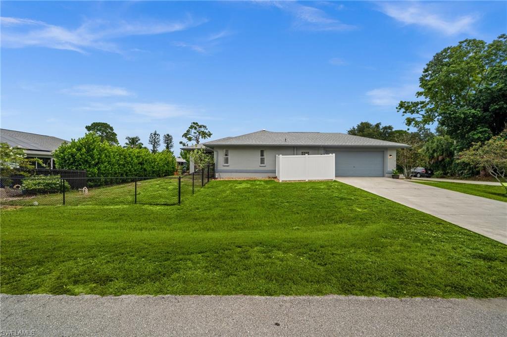 SAN CARLOS PARK - Residential