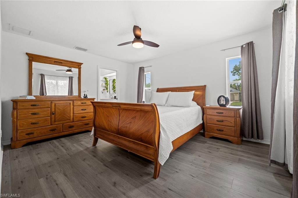 SAN CARLOS PARK - Residential