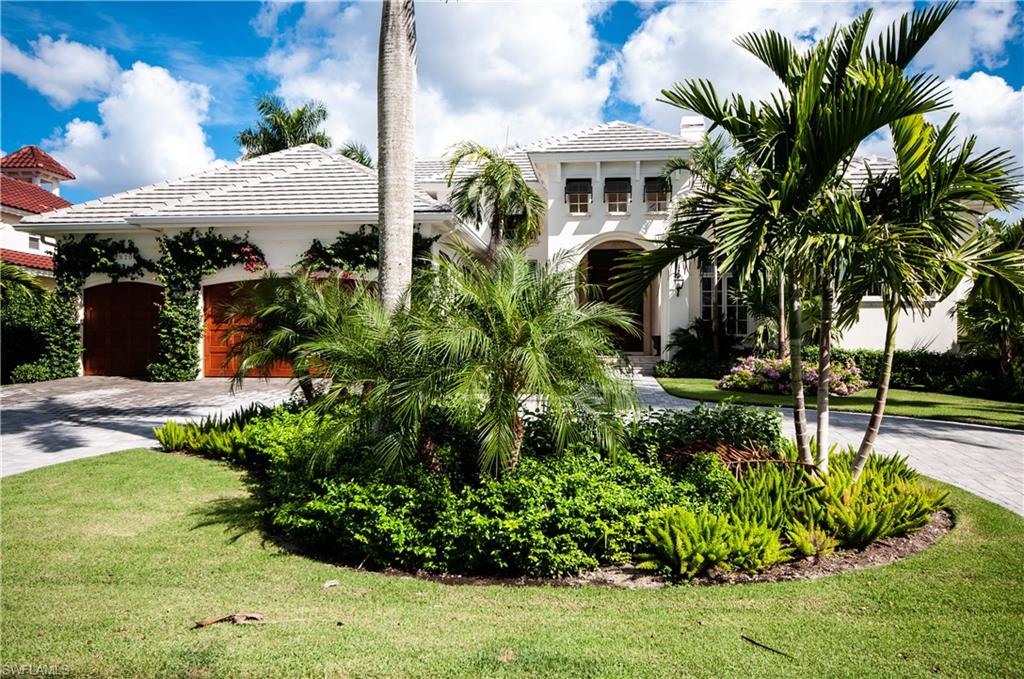 MOORINGS - Residential