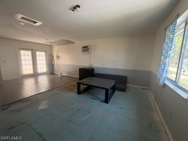 SAN CARLOS PARK - Residential