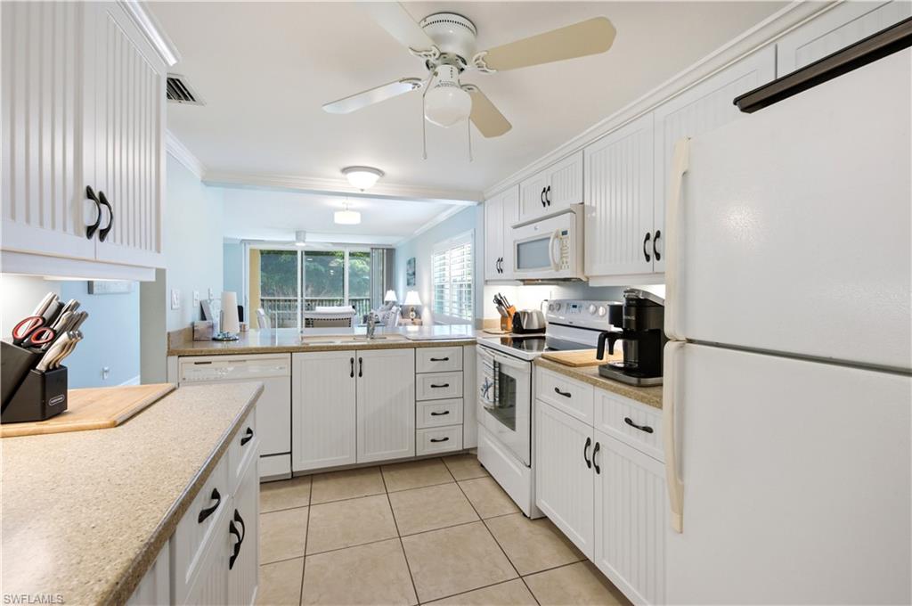FOREST LAKES - Residential Lease