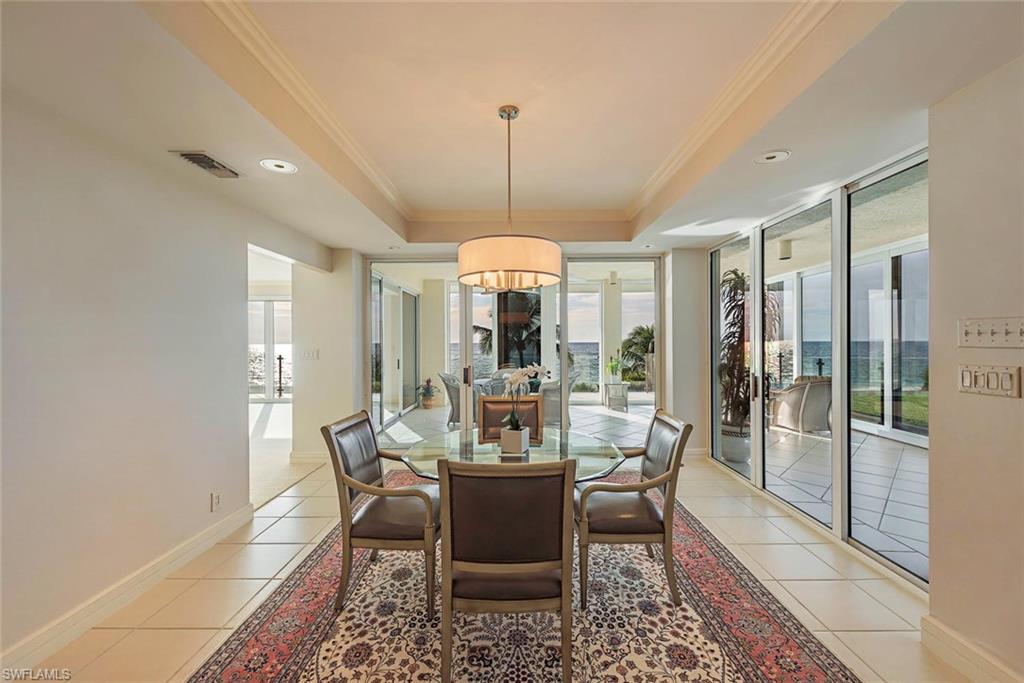 SEAPOINT AT NAPLES CAY - Residential