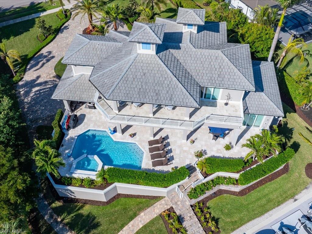 ESTATES - Residential