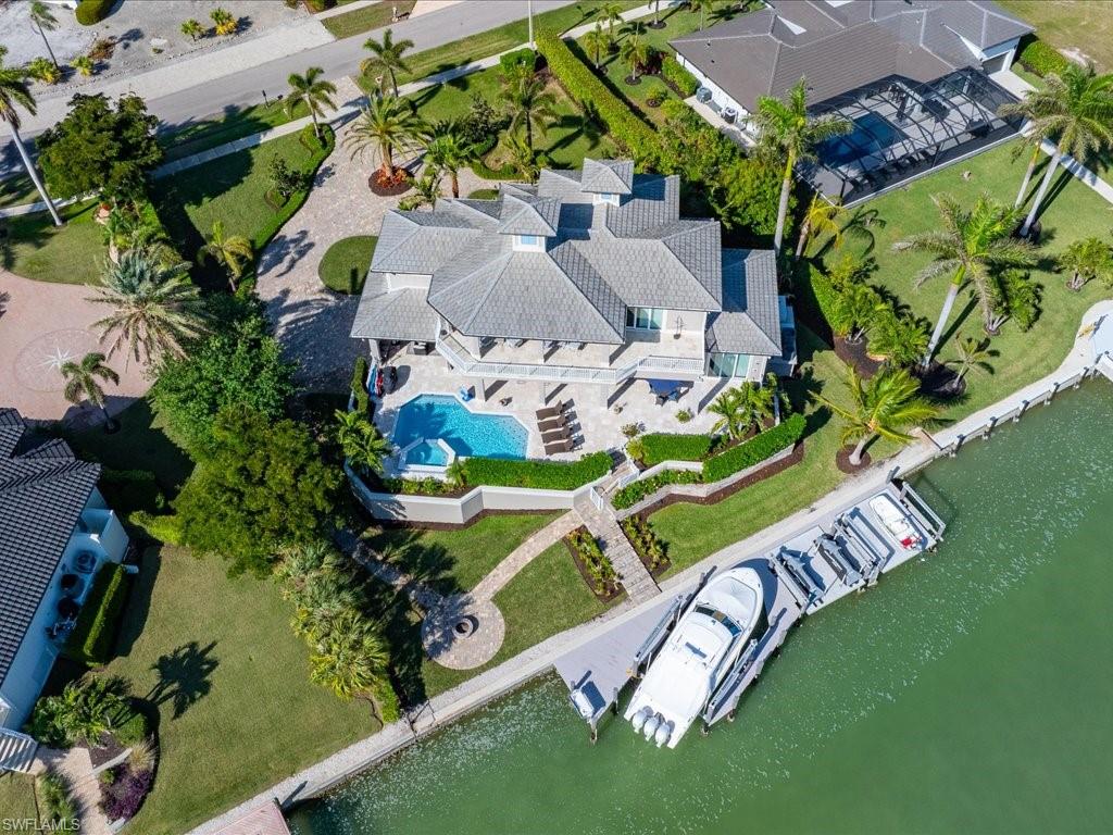 ESTATES - Residential