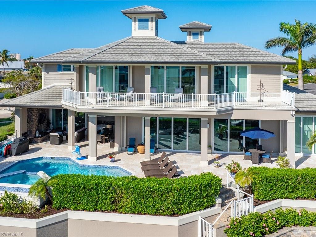 ESTATES - Residential