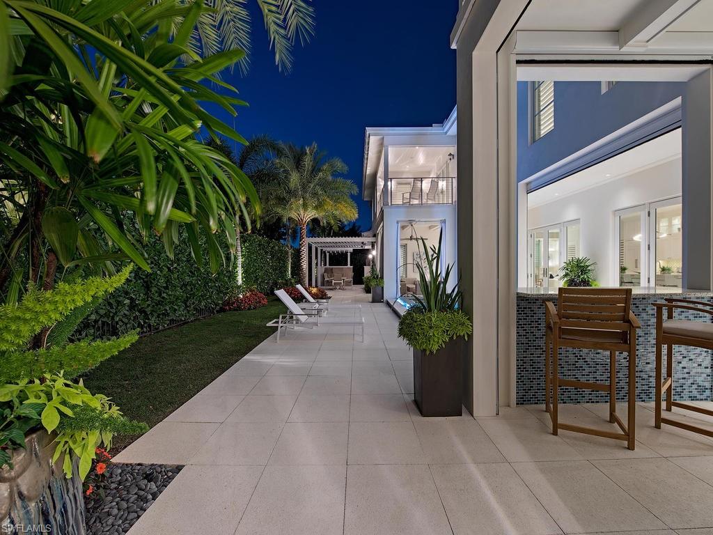 OLDE NAPLES - Residential