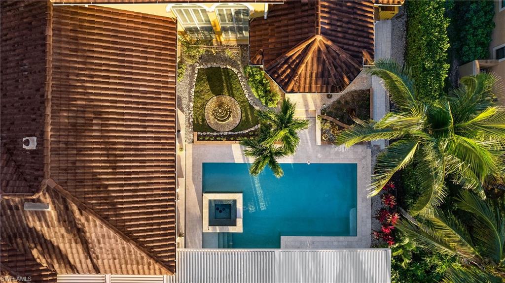 ISLA DEL SOL - Residential