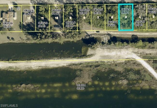 LEHIGH ACRES - Land