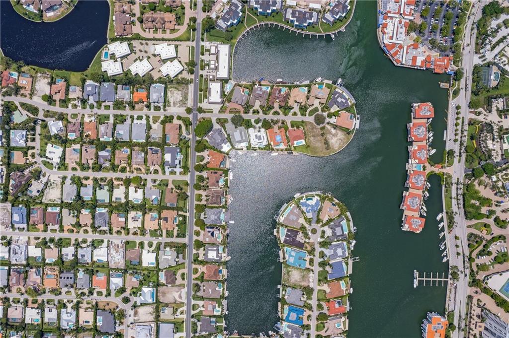 PARK SHORE - Residential
