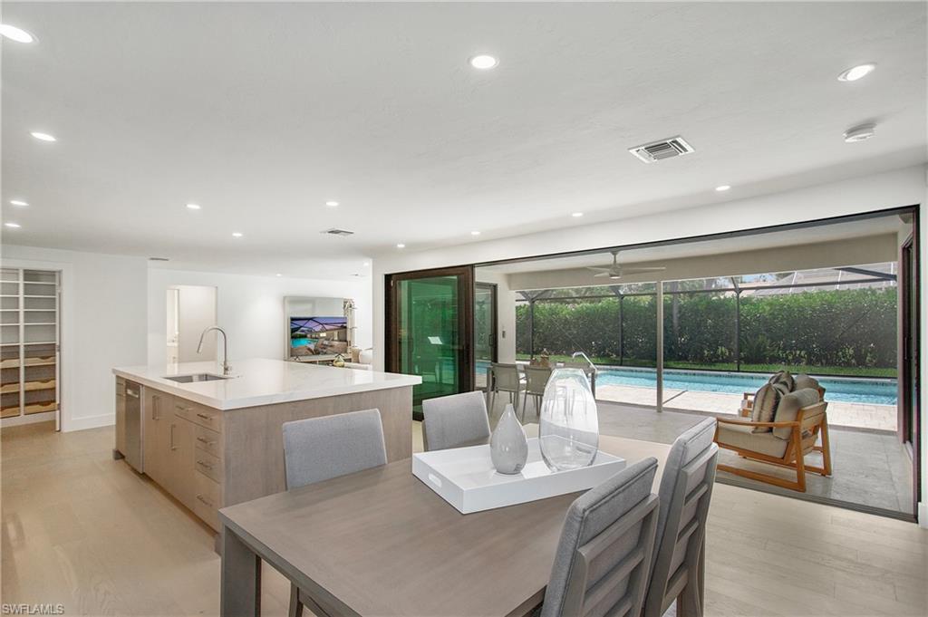 PARK SHORE - Residential