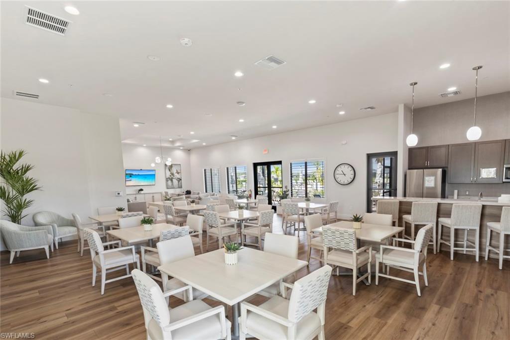 VERDANA VILLAGE - Residential Lease