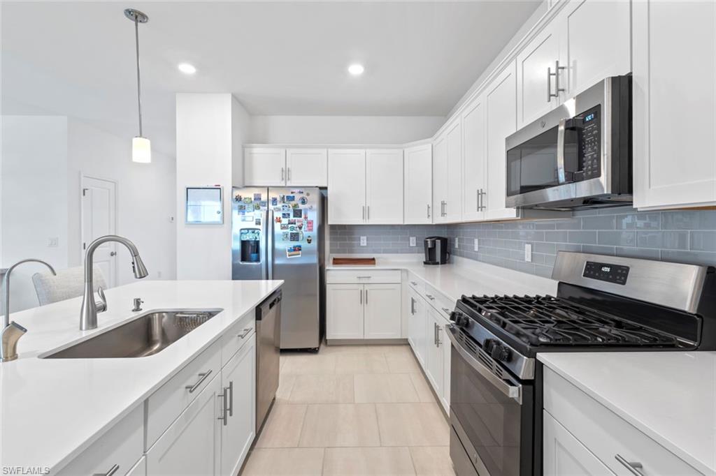 VERDANA VILLAGE - Residential Lease