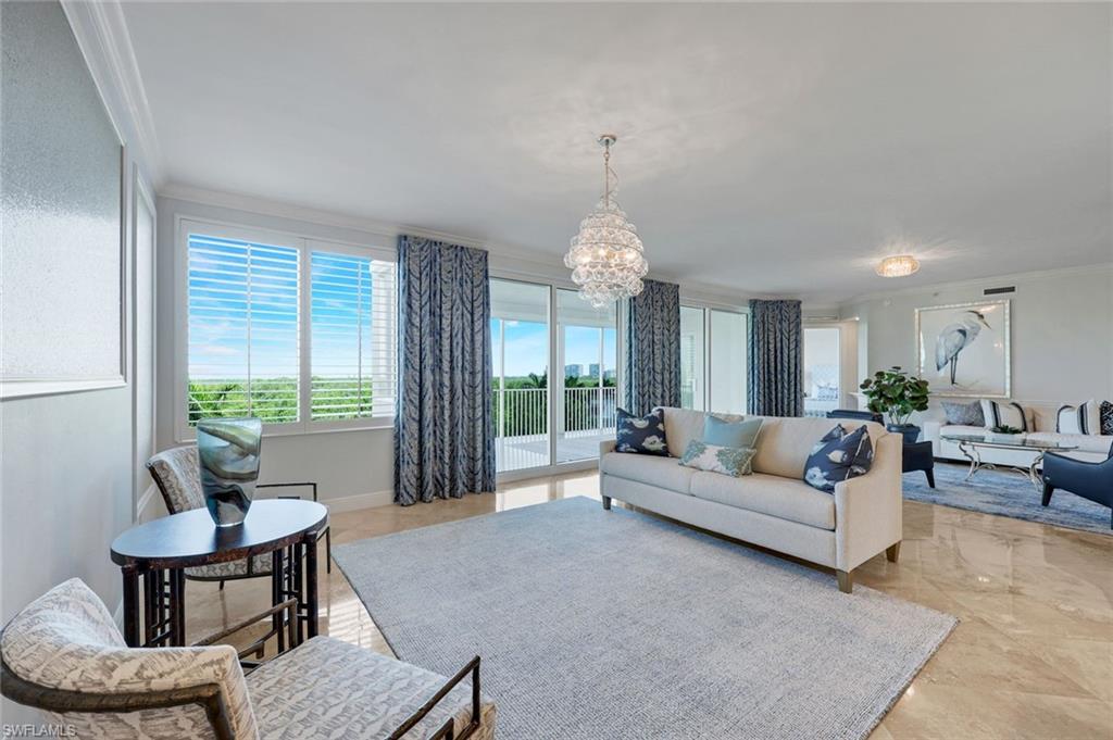 GRANDE PHOENICIAN - Residential
