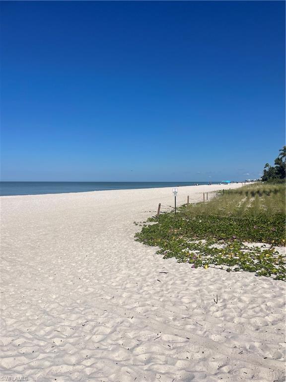 OLDE NAPLES - Land