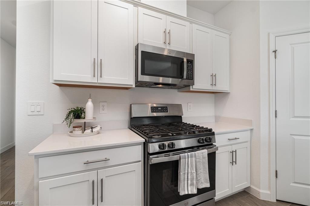 TUCKERS COVE - Residential