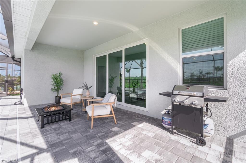 TUCKERS COVE - Residential