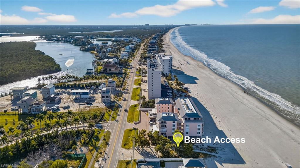 BONITA BEACH - Land