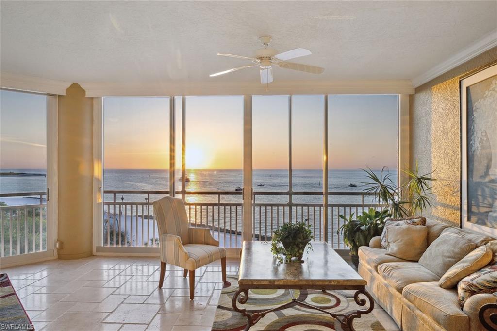 HIDEAWAY BEACH - Residential