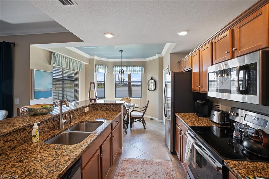 BONITA NATIONAL GOLF AND COUNTRY CLUB - Residential