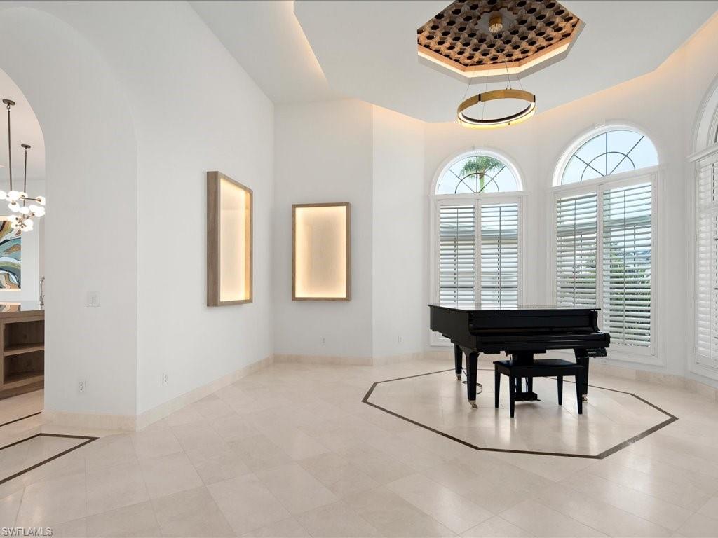 MARCO ISLAND - Residential