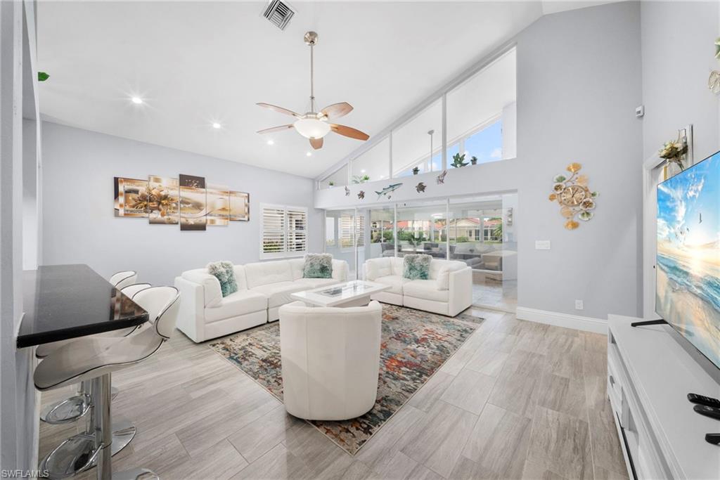 SABAL LAKE - Residential Lease