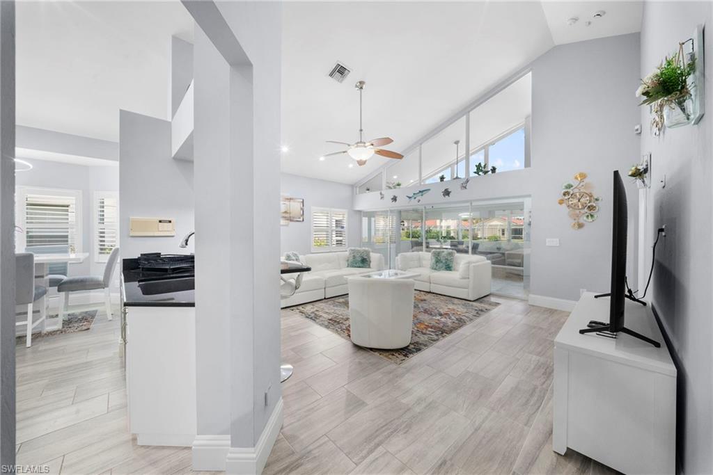 SABAL LAKE - Residential Lease