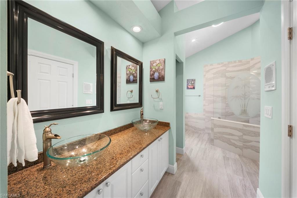 SABAL LAKE - Residential Lease