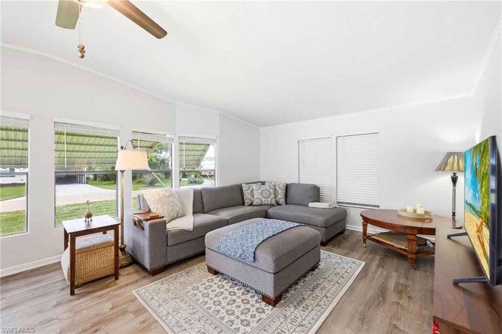 RIVERWOOD - Residential