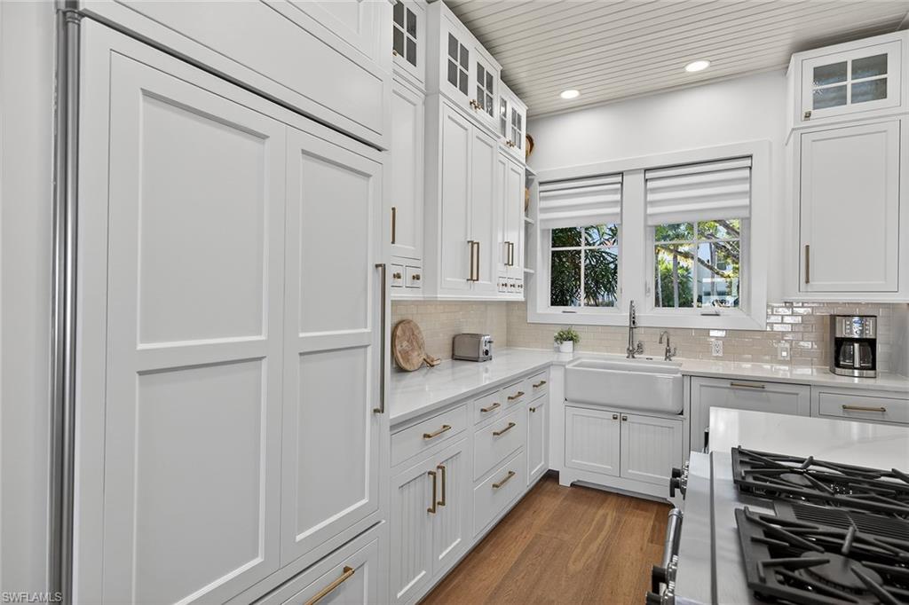OLDE NAPLES - Residential