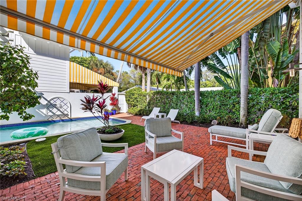 OLDE NAPLES - Residential