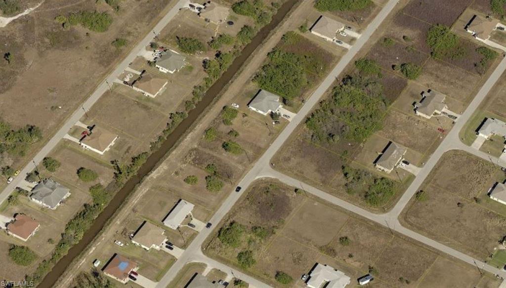 LEHIGH ACRES - Land