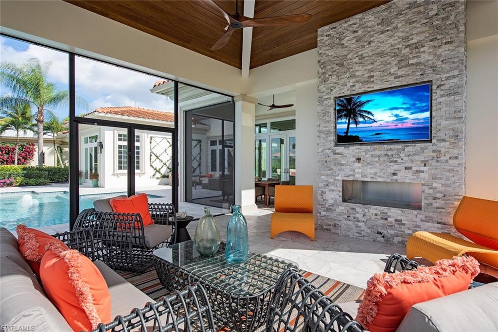 ISLA VISTA - Residential