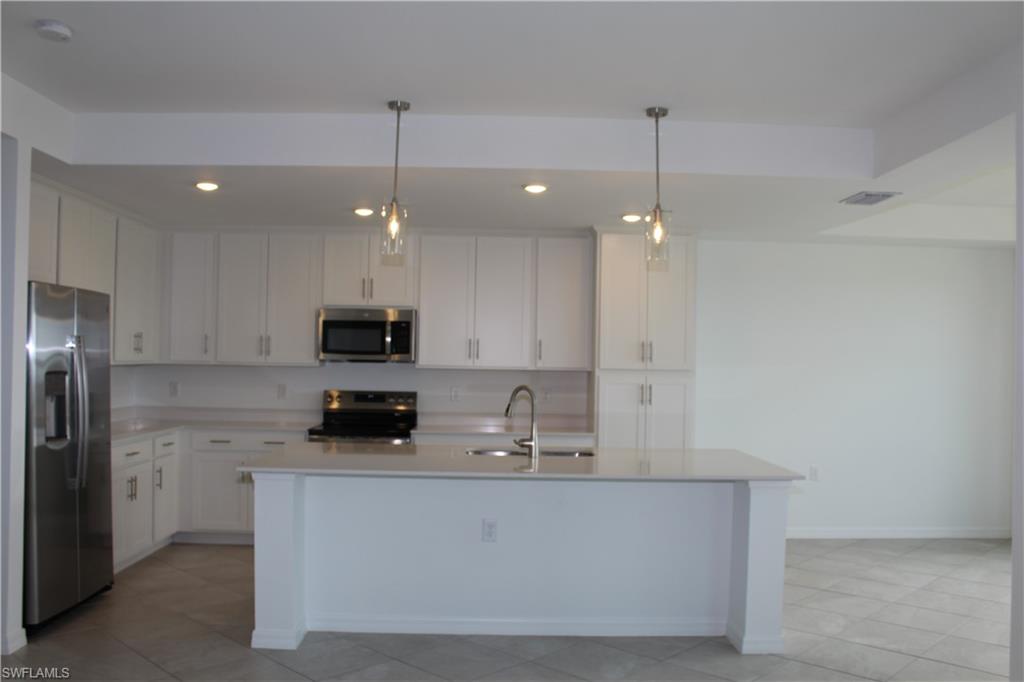 THE NATIONAL GOLF & COUNTRY CLUB AT AVE MARIA - Residential Lease