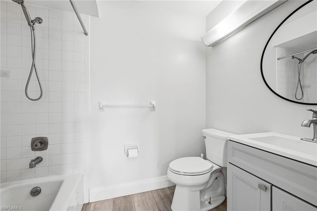 NAPLES BATH AND TENNIS CLUB - Residential