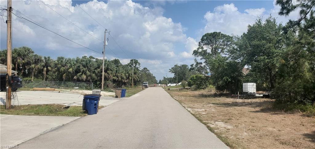 LEHIGH ACRES - Land