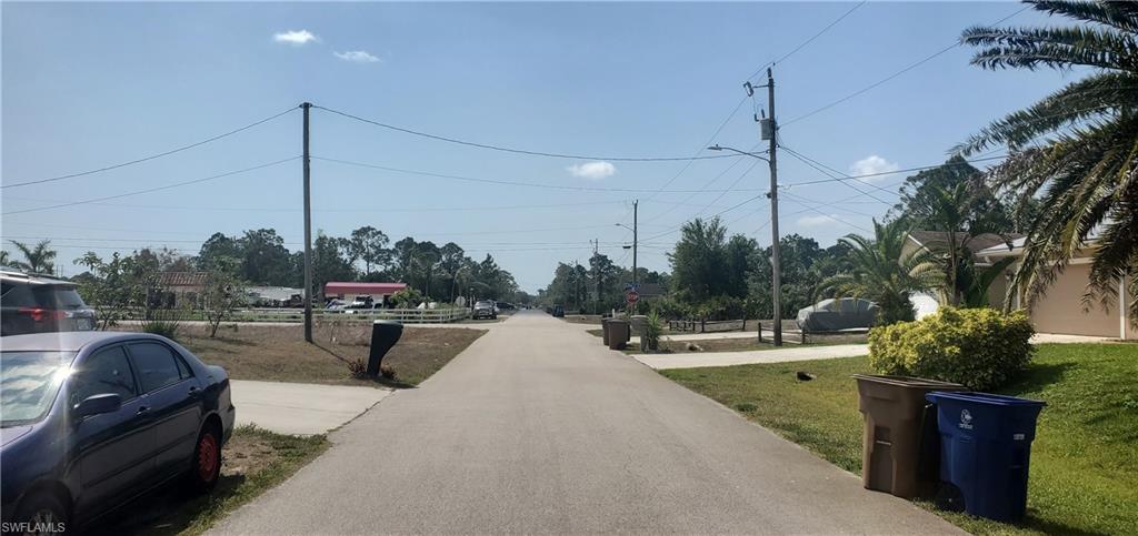 LEHIGH ACRES - Land