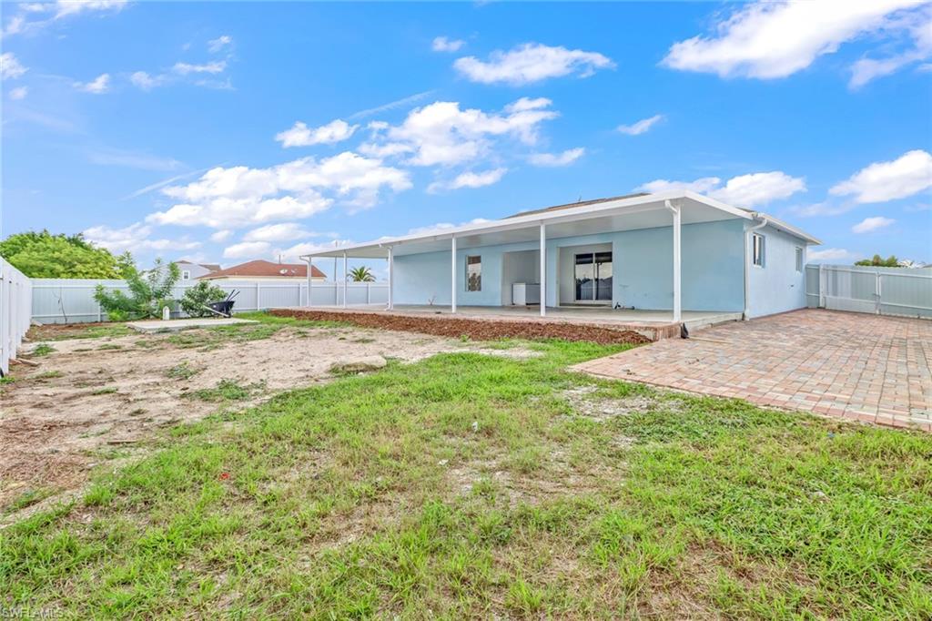 CAPE CORAL - Residential