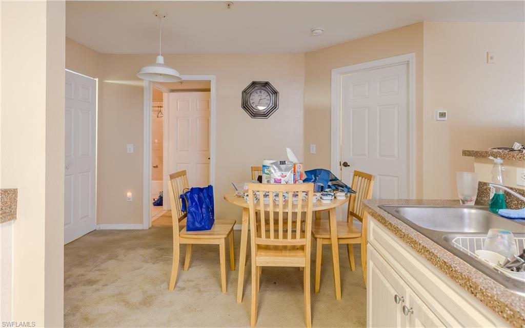 FOUR MILE COVE - Residential