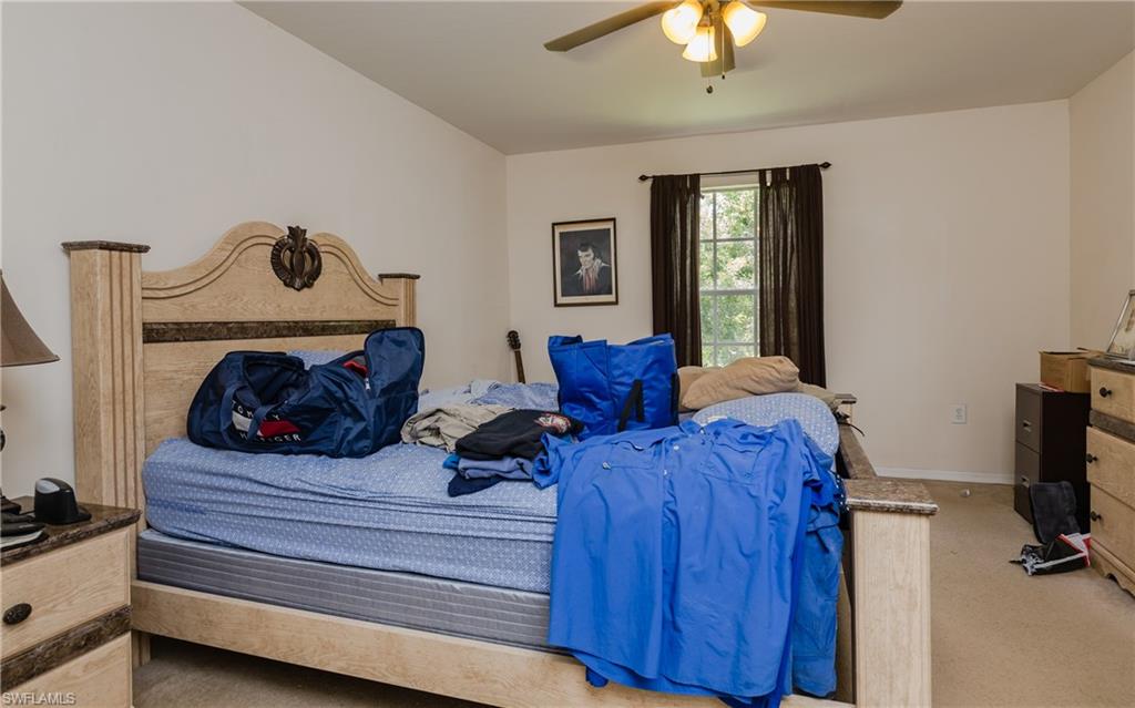 FOUR MILE COVE - Residential