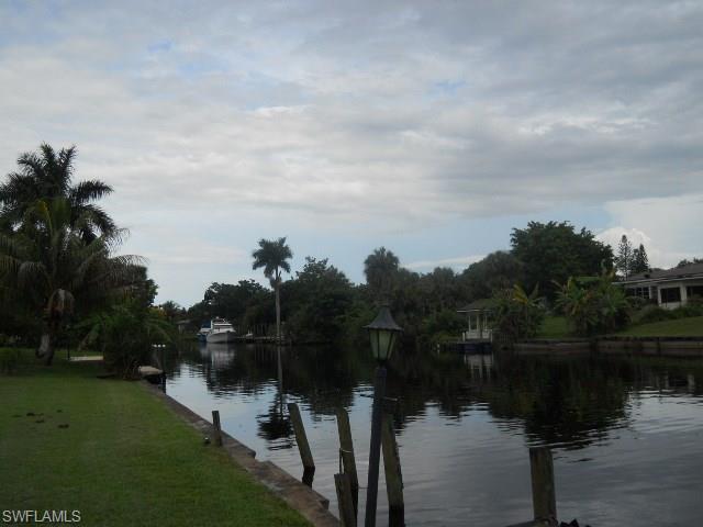 FORT MYERS SHORES - Residential