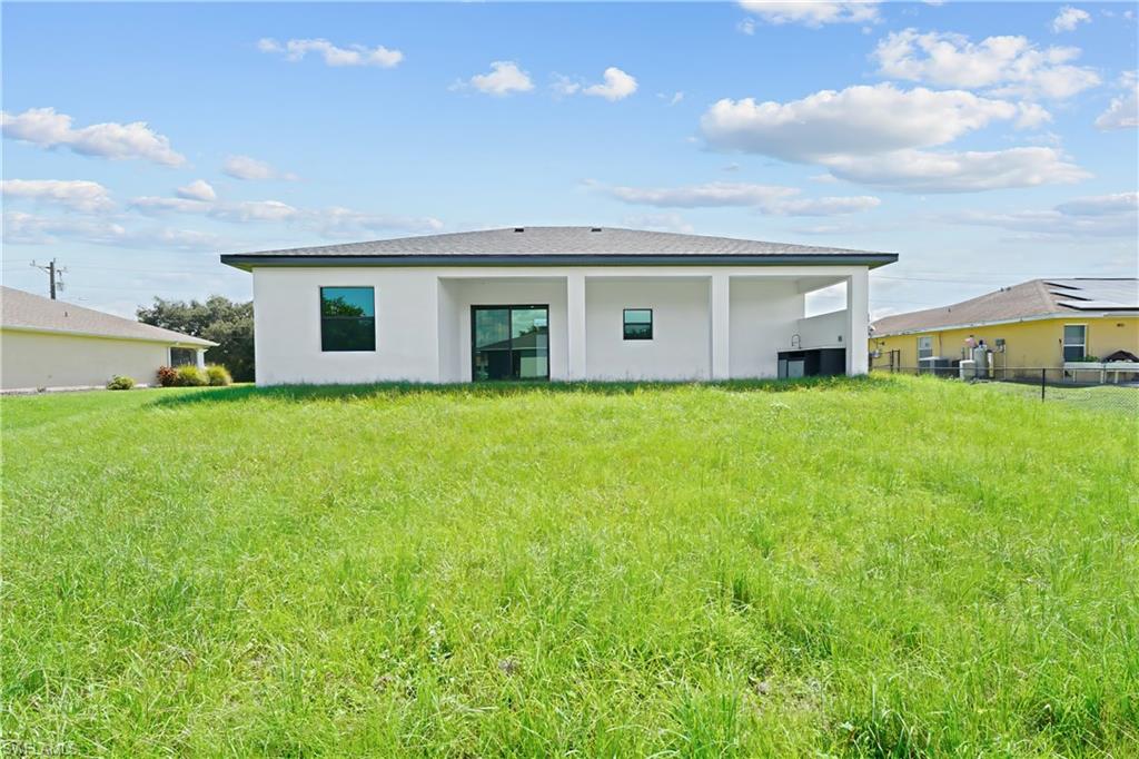 LEHIGH ACRES - Residential