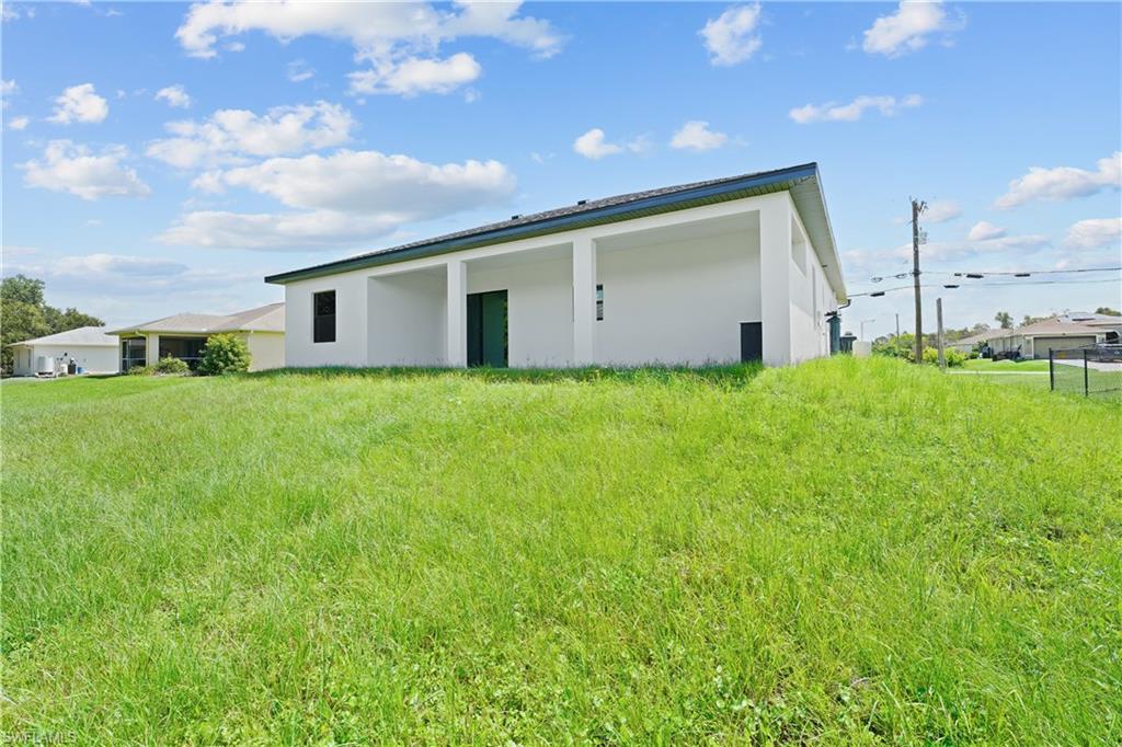 LEHIGH ACRES - Residential