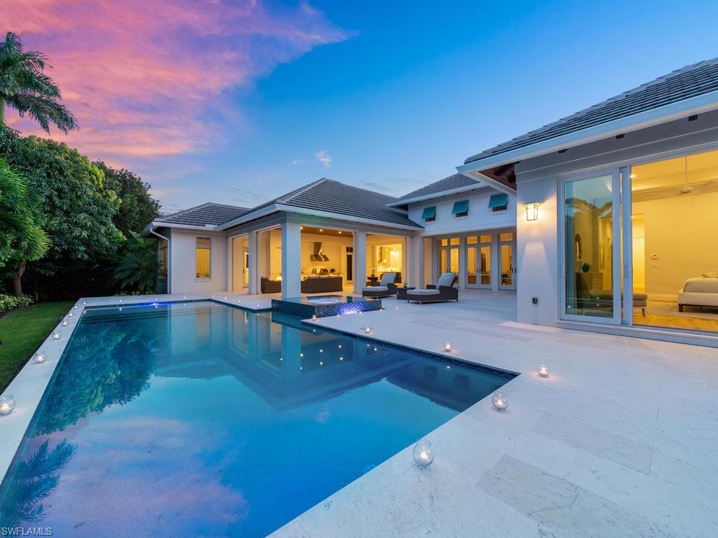 MOORINGS - Residential