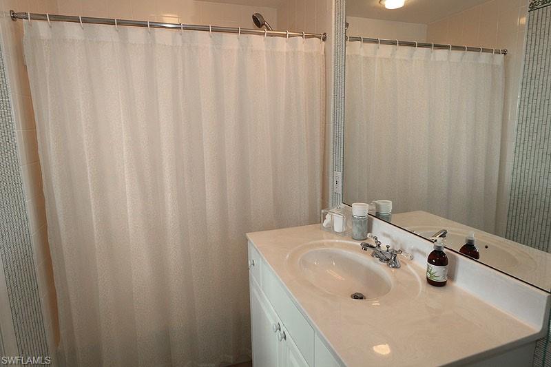 BAYPOINTE AT NAPLES CAY - Residential Lease