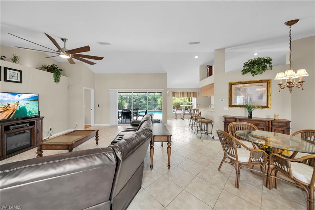 CAPE CORAL - Residential Lease