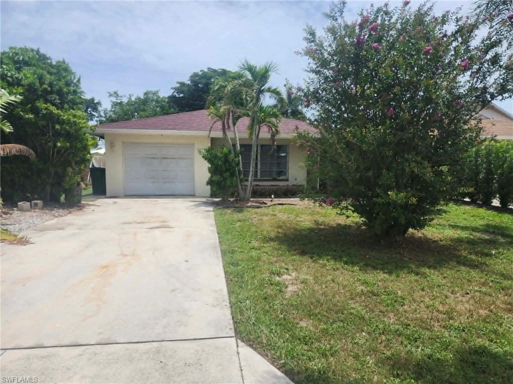 This charming 2 bedroom, 2 bathroom single family home offers comfortable living in a convenient location just minutes from Naples' beautiful beaches, shopping, dining, parks, and golf.   Walk to Mercato!   With a spacious yard and no HOA restrictions, there's plenty of room to enjoy the Florida lifestyle. Whether you're looking for a primary home, vacation getaway, or investment property, this is an excellent opportunity in a desirable Naples location.