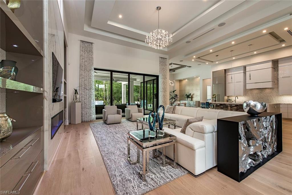 QUAIL WEST - Residential
