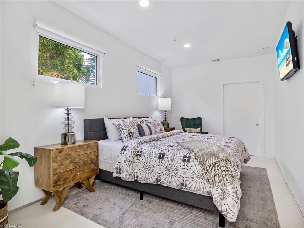CAPTIVA BEACH - Residential